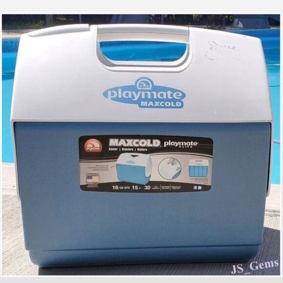 Igloo Other - Vtg Igloo Playmate Cooler 16 qt Elite Maxcold Blue & White 30 CanOutdoor Logo